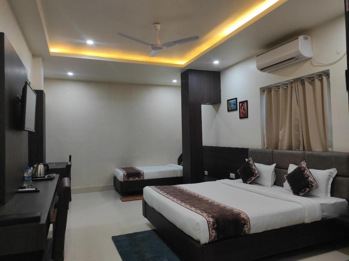 Hotel Paradise - Biswanath Chariali Bishnath Exterior foto