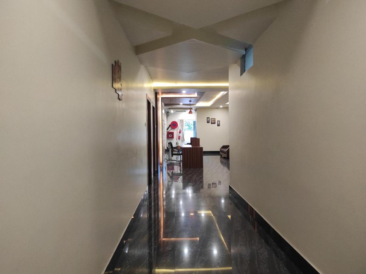 Hotel Paradise - Biswanath Chariali Bishnath Exterior foto